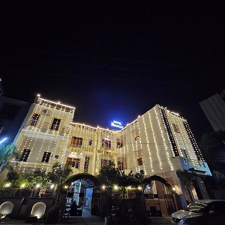 The Indraj Palace Hotel Джайпур Екстериор снимка
